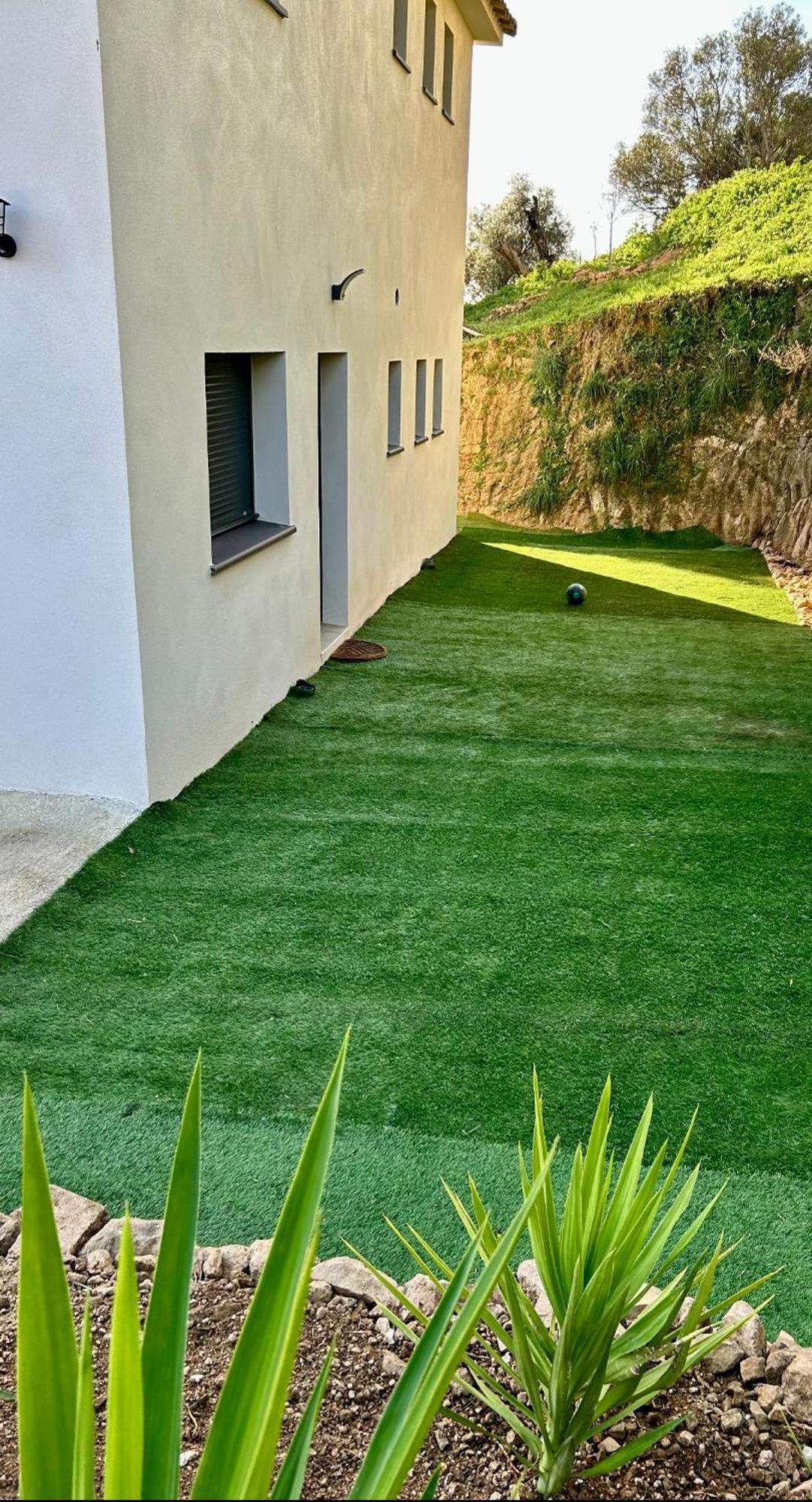 Bas De Avec Jardin Idealement Situe Entre Ajaccio Et Porticcio Apartment Bastelicaccia